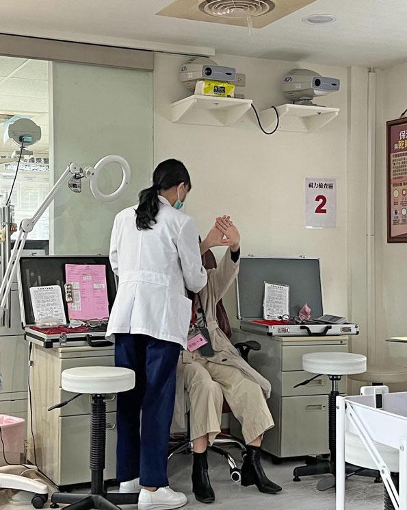 蔡昕言,Smile全飛秒,近視雷射,諾貝爾眼科