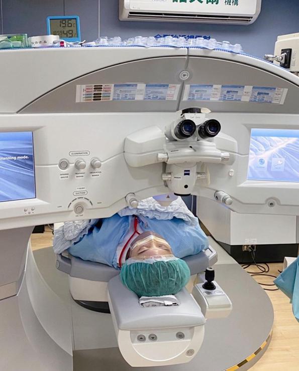 丫丫殷微帆,諾貝爾眼科,近視,Smile全飛秒